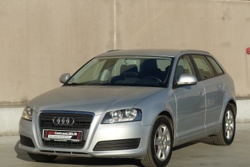 1.6 MPI 102KM/Lift/Klimatronik/Niski przebieg